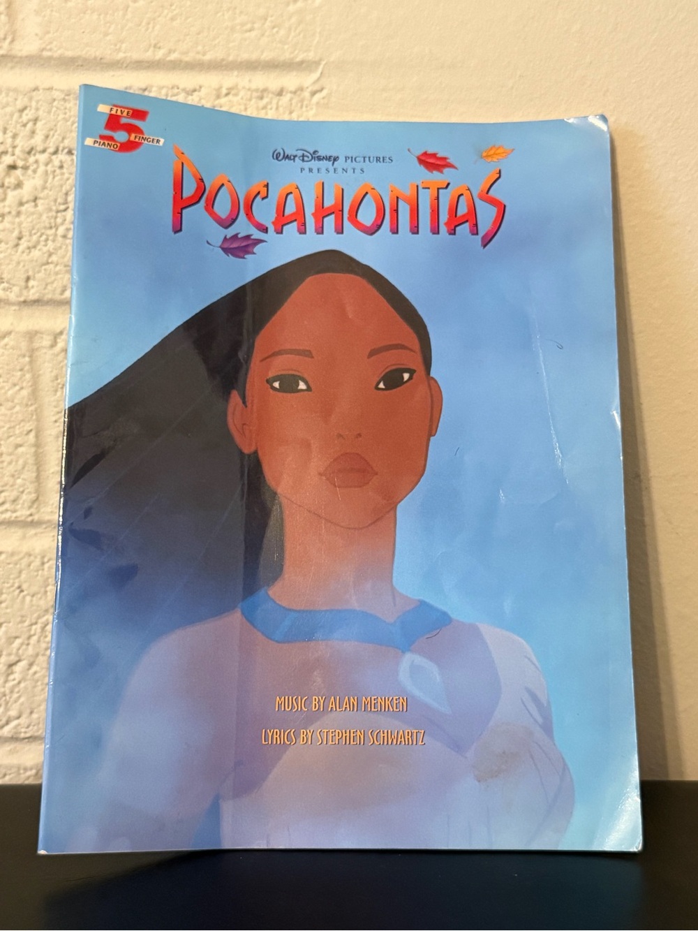 Disney Pocahontas Blue Cover Kids Book